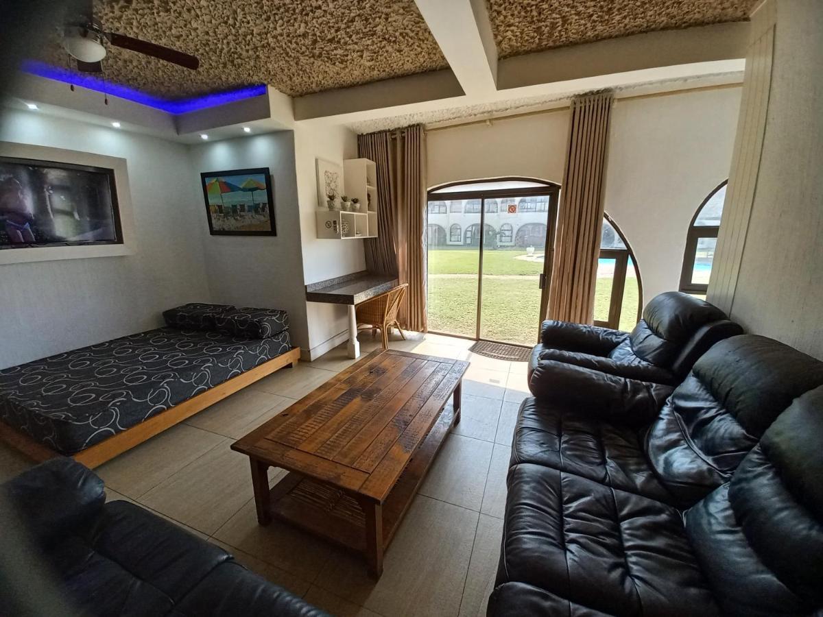 Cabanas Del Mar Amanzimtoti Eksteriør bilde
